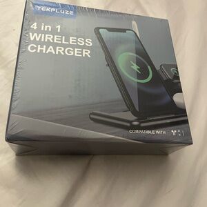 Black Wireless Charger for Cell Phones